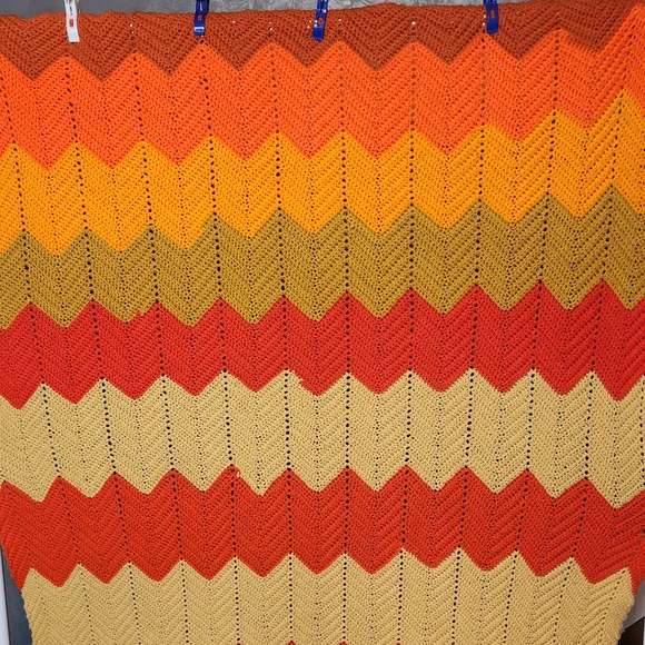Vintage Crochet Ripple Blanket Orange Red Brown Handmade - Picture 2 of 4